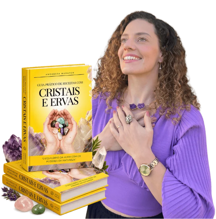 Andressa Marafon com o Guia Prático de Receitas com Cristais e Ervas